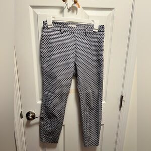 H&M Blue and White Geometric Cropped Pants